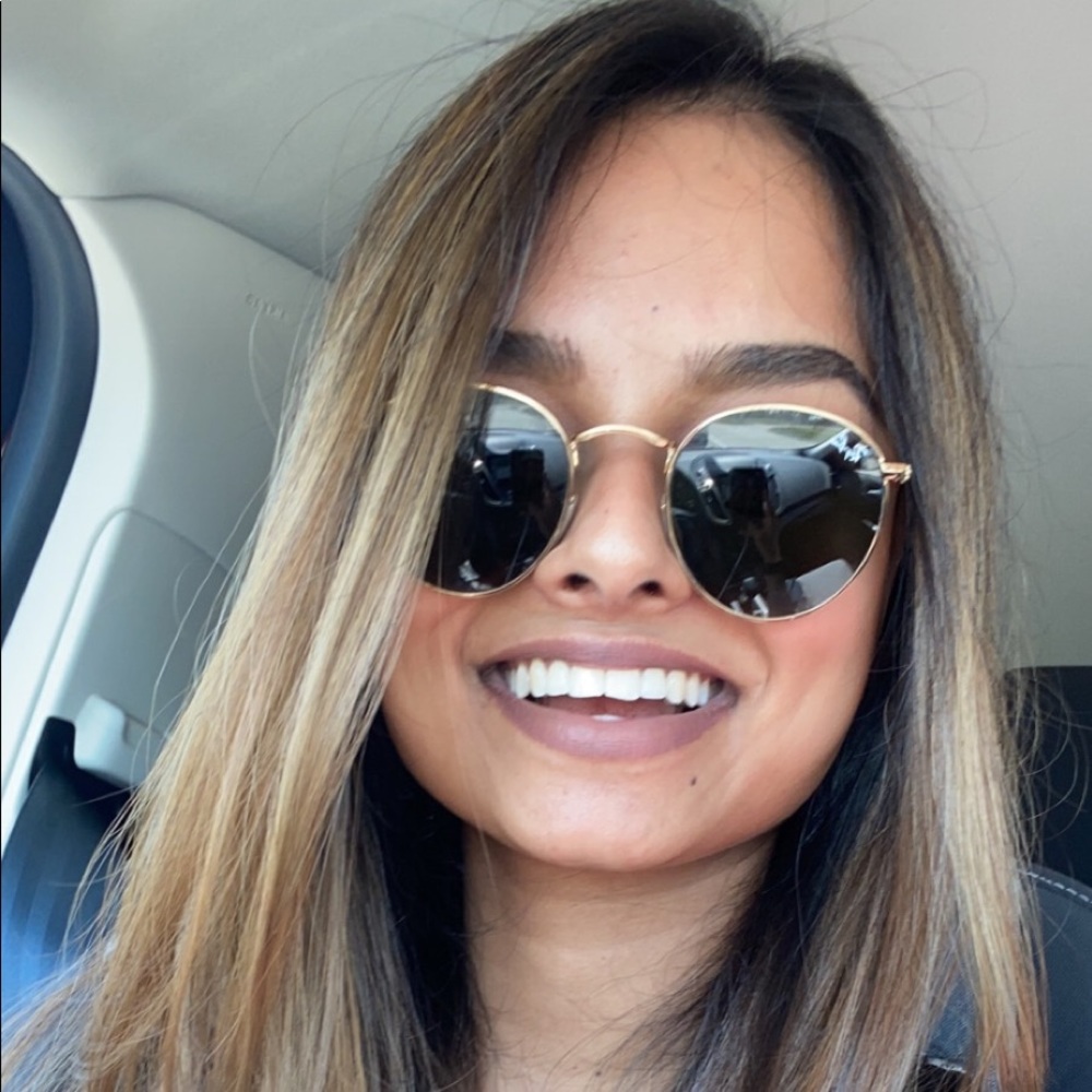 Meet your Posher, Sruthi
